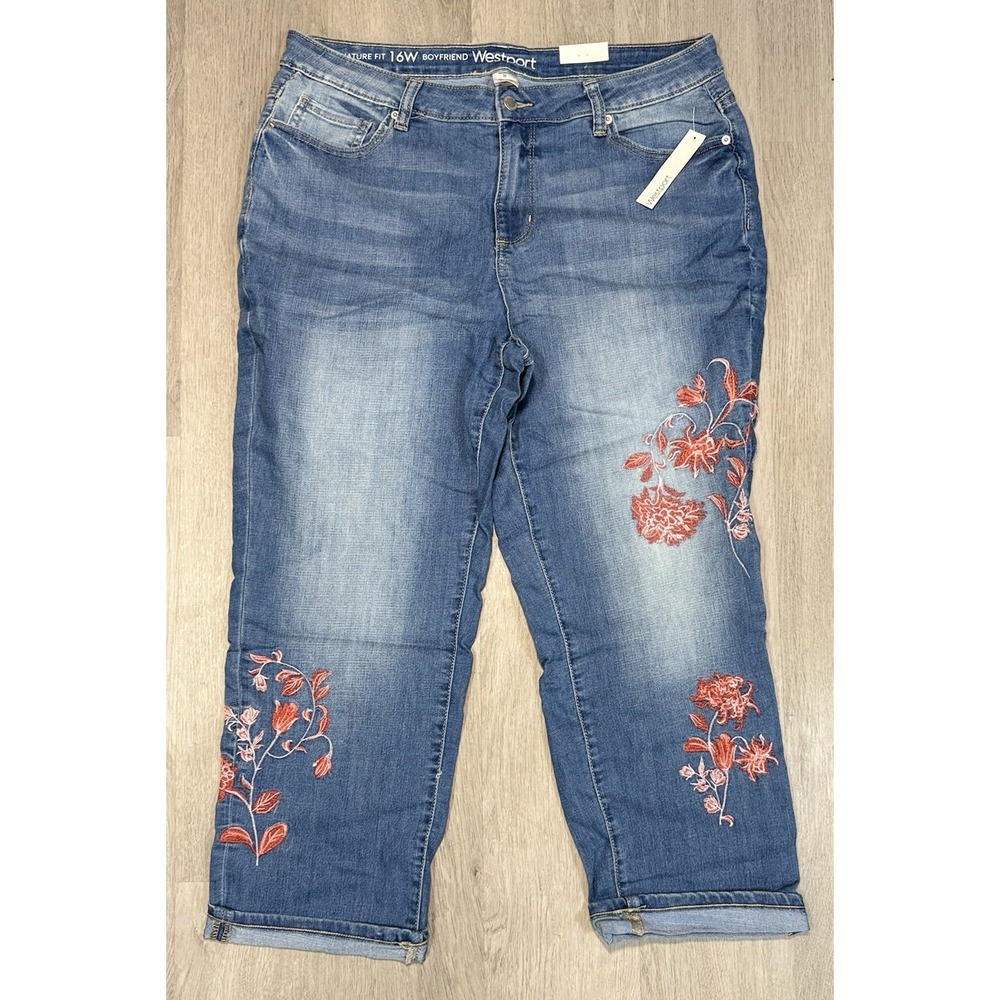 Westport Signature Fit Boyfriend Jean Women 16W Mid Rise Lightwash Cuffed NWT - Picture 1 of 6
